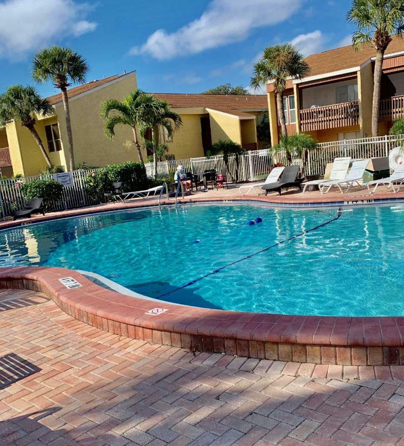Sienna Park Apartments Sarasota Exteriör bild